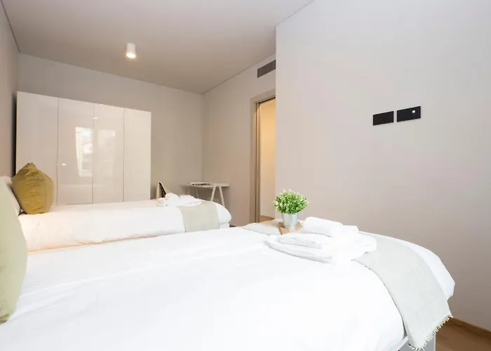 Casaviva - Stylish Retreat With Parking In Apartamento