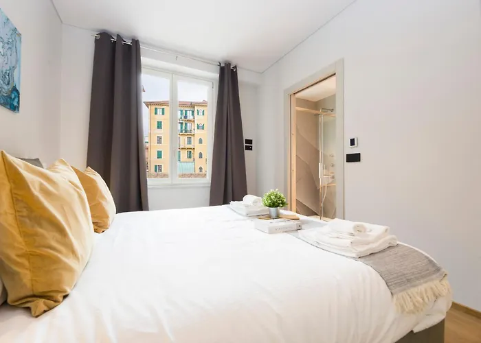 Apartamento Casaviva - Stylish Retreat With Parking In *