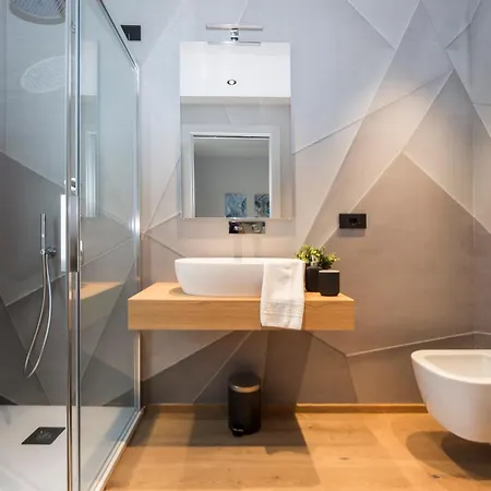 아파트 Casaviva - Stylish Retreat With Parking In 라팔로